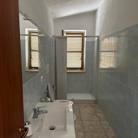 Apartment Incantevole Loft Nel Cuore Di A 800 M E T R I Dal Mare